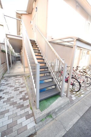 トゥリーフィールド壱番館の物件内観写真